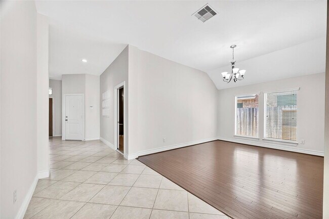 Building Photo - Summer Cloud Lane, Pearland, TX 77584 - 4 BR 2.5 BA single-family home