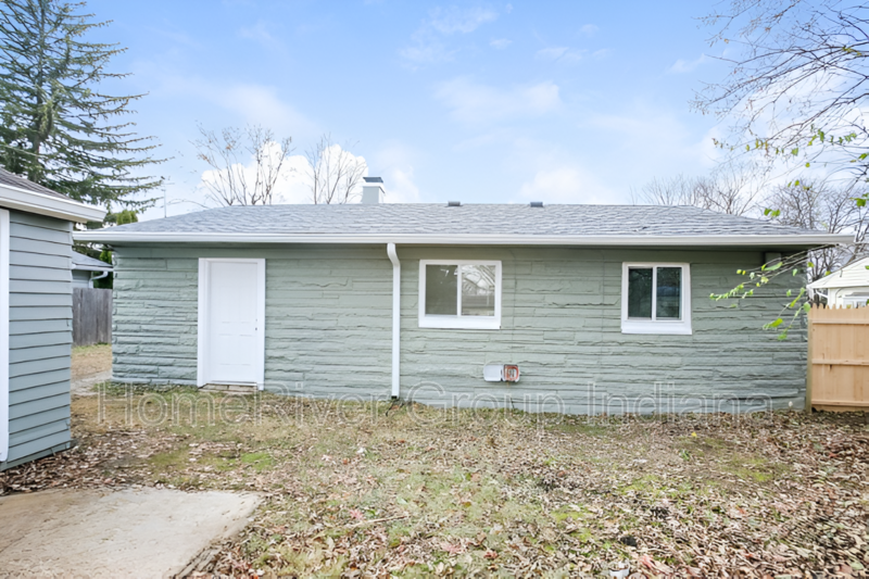 Building Photo - 7373 Twin Beech Dr