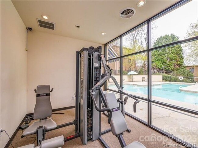 Building Photo - The Grove -Fully furnished-all Utilities -...