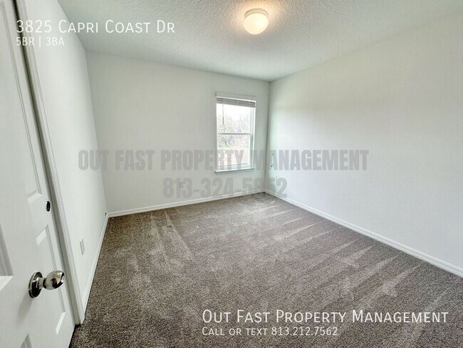 Building Photo - 3825 Capri Coast Dr