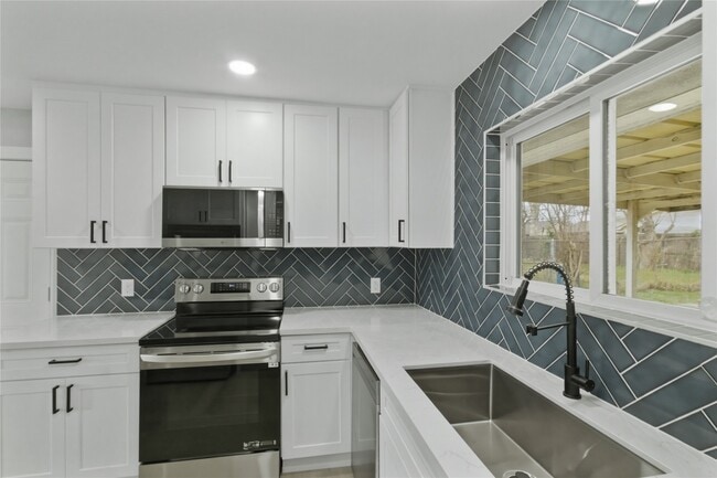 Building Photo - 3603 Mattye Maye Dr