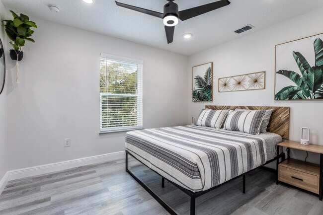 Building Photo - 1401 E Muriel St