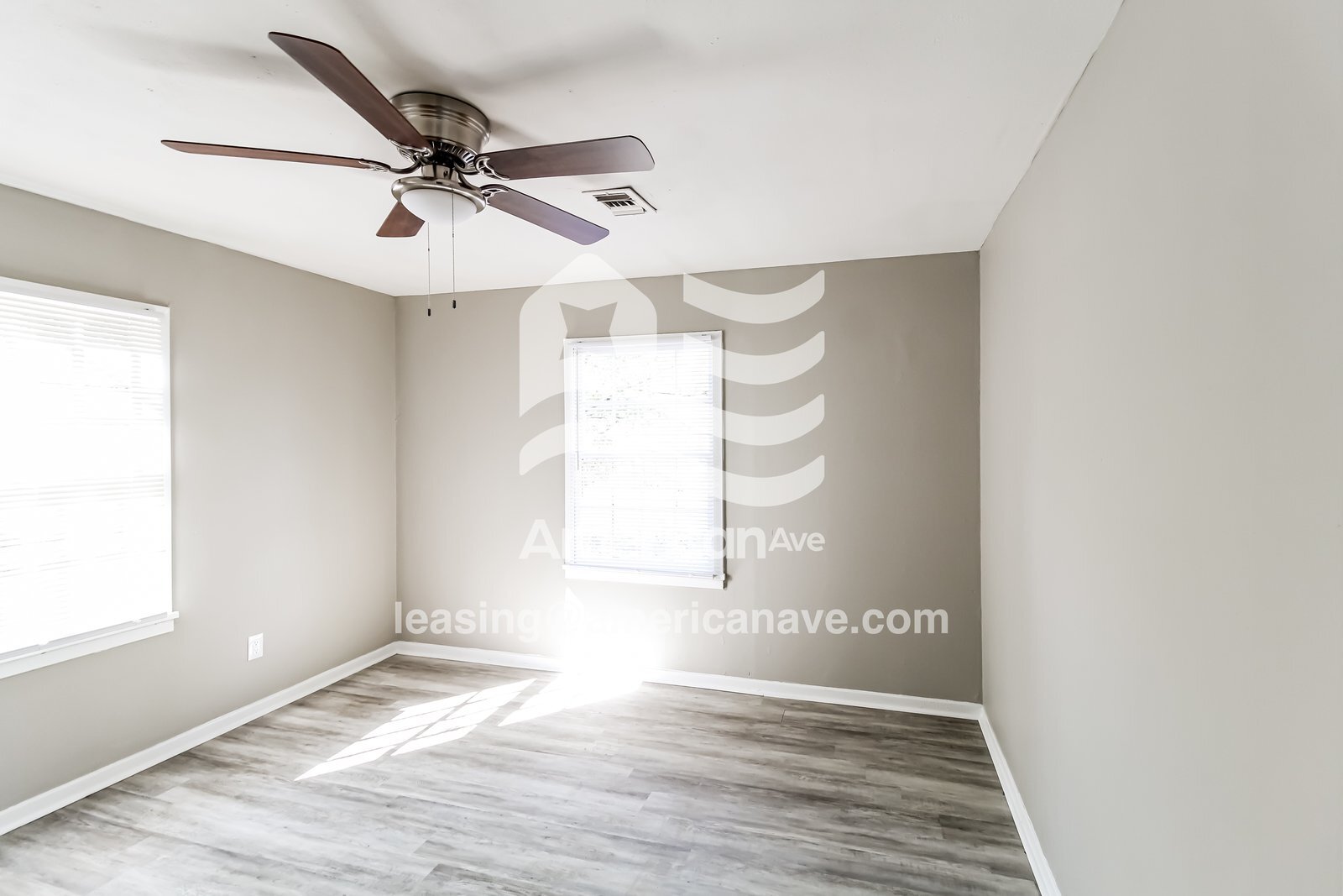 Building Photo - 1211 Laura Ave