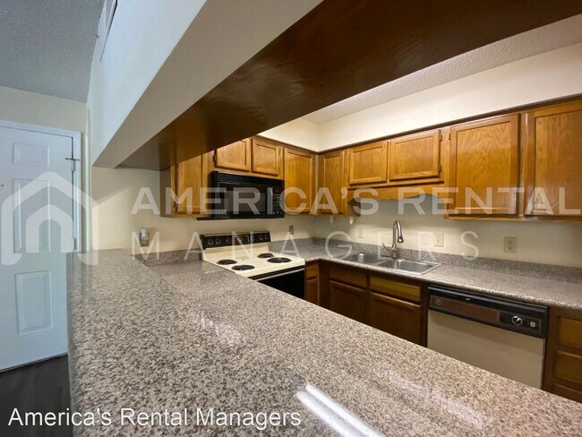 Building Photo - 2 br, 2 bath House - 106 Gables Drive