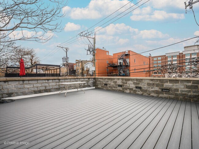 Building Photo - 1143 W Montana St