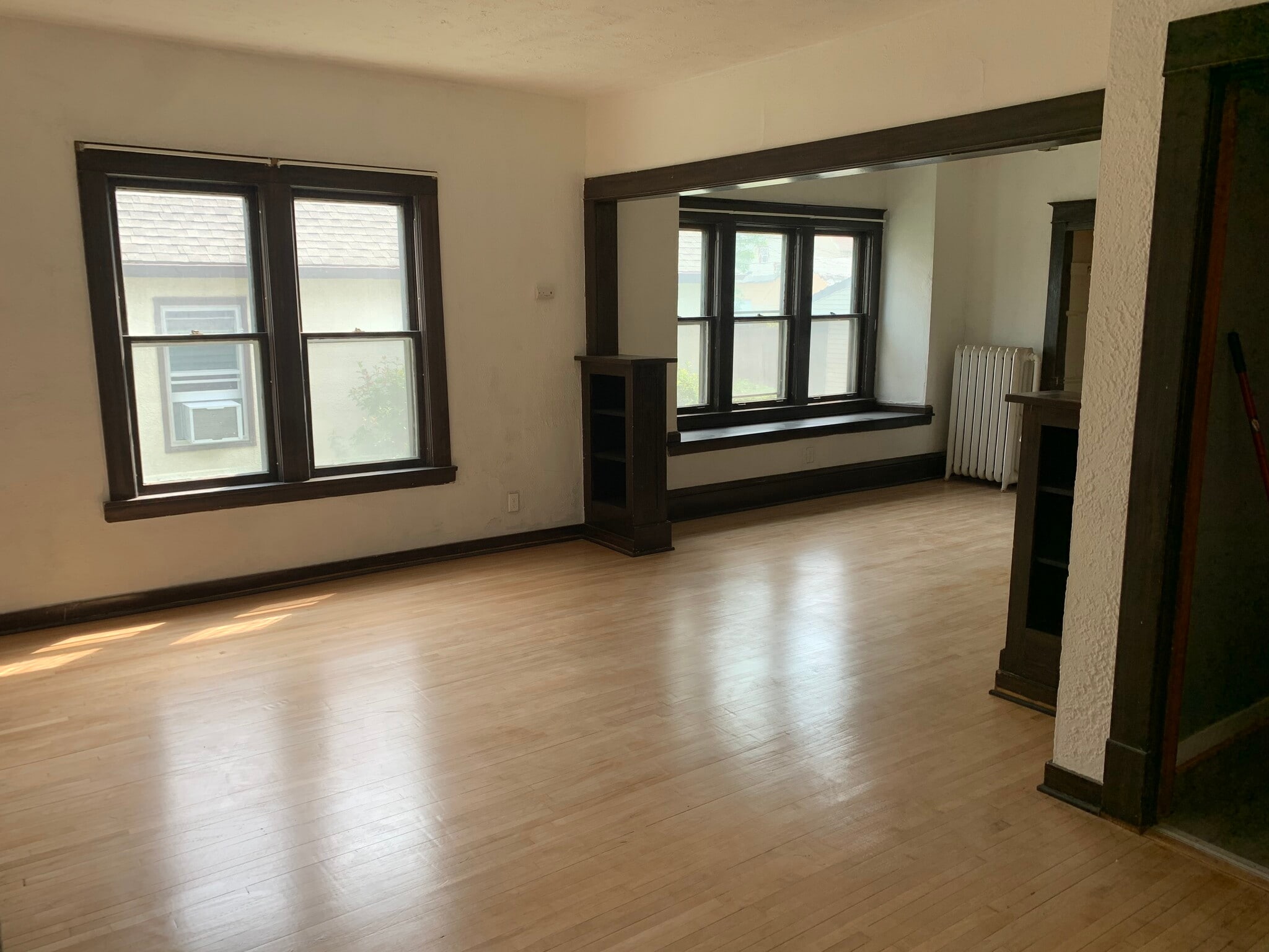 Building Photo - 1384 Lafond Ave