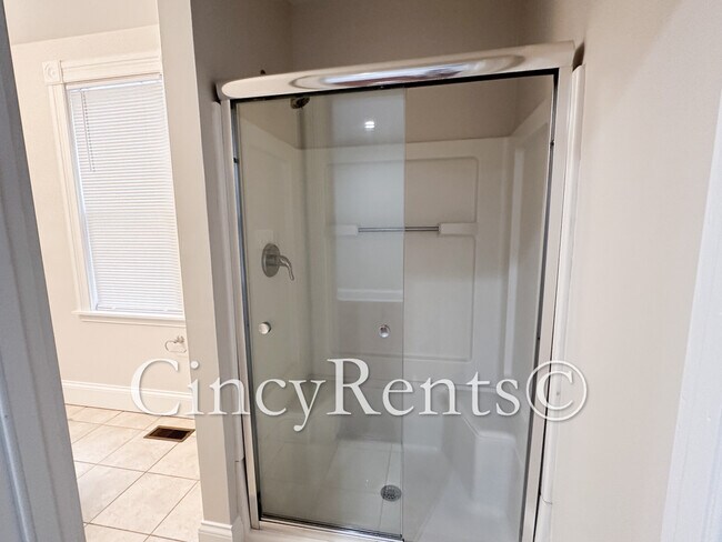 Building Photo - 3942 Hazel Ave