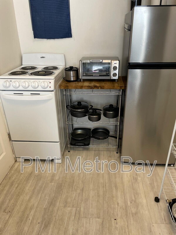 Building Photo - 8210 N Klondyke St