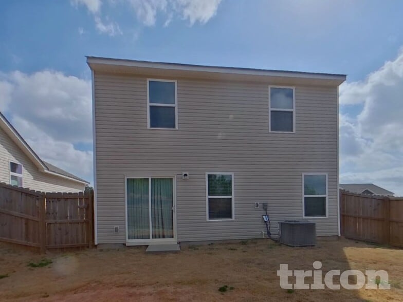 Building Photo - 2010 Southlea Dr