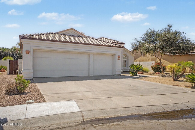 Building Photo - 22516 N 68th Dr