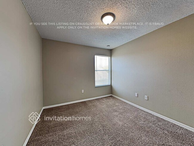 Building Photo - 142 Southampton Dr