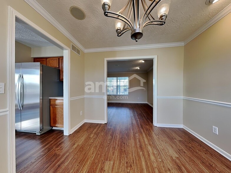 Building Photo - 7207 Rachaels Run