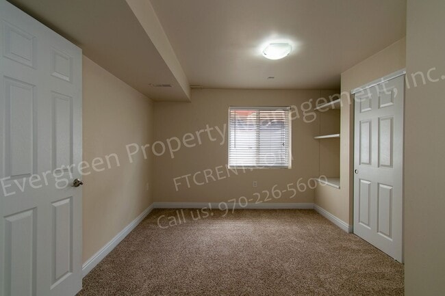 Building Photo - 2214 Bow Side Dr