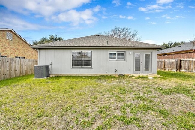 Building Photo - 3315 Settlement Dr