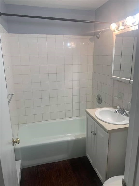 Building Photo - 5 Turnpike Rd