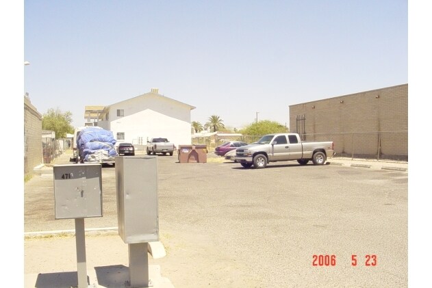 Building Photo - 3511 S 12th Ave