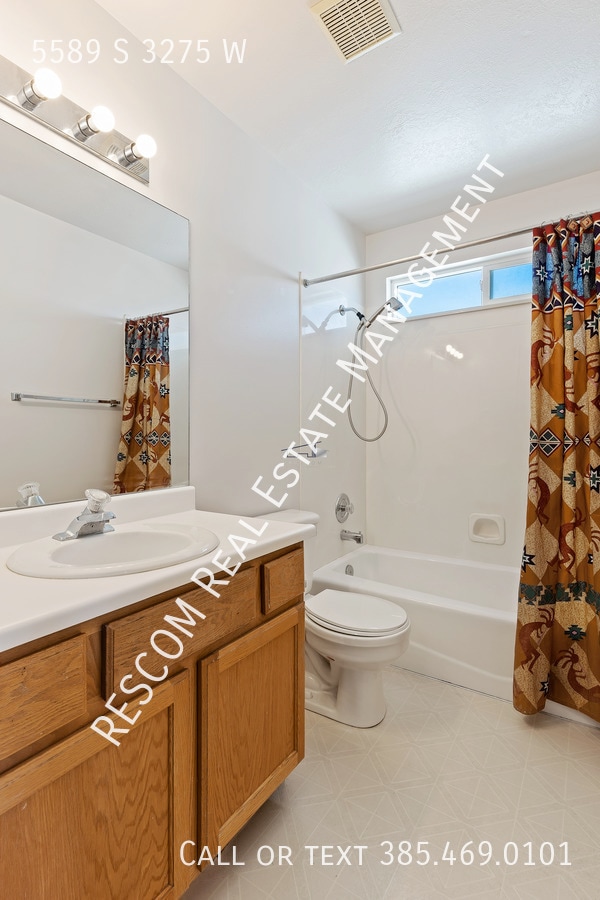 Building Photo - 5589 S 3275 W
