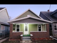 Building Photo - 2424 Valentine St