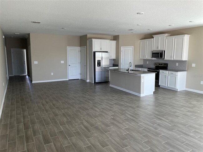 Building Photo - 6805 Perch Hammock Lp