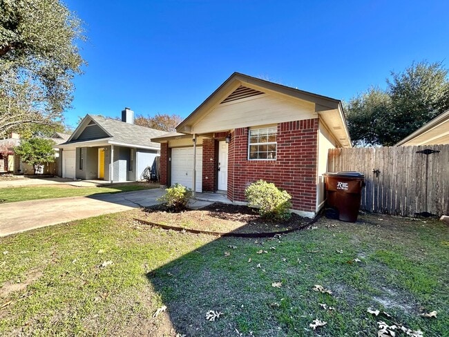 Building Photo - Bright and Comfortable 3BR/2BA Home with Garage & Backyard