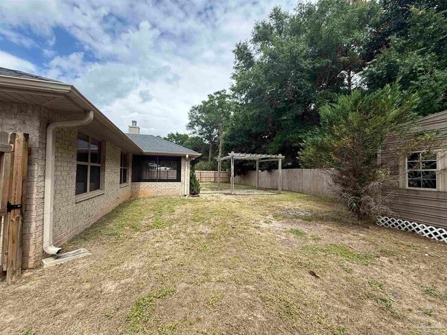 Building Photo - 4180 Hazelhurst Dr