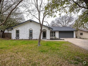Building Photo - 9704 Chukar Cir