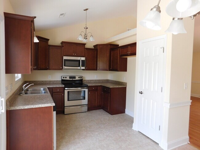 Building Photo - 300 Churchill Court  - Derby Park Subdivision