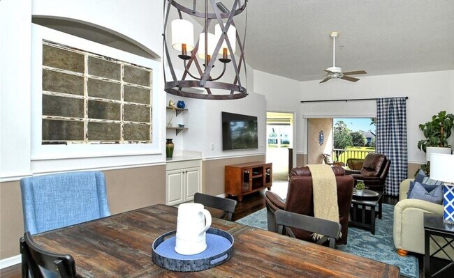 Building Photo - 5360 Hyland Hills Ave