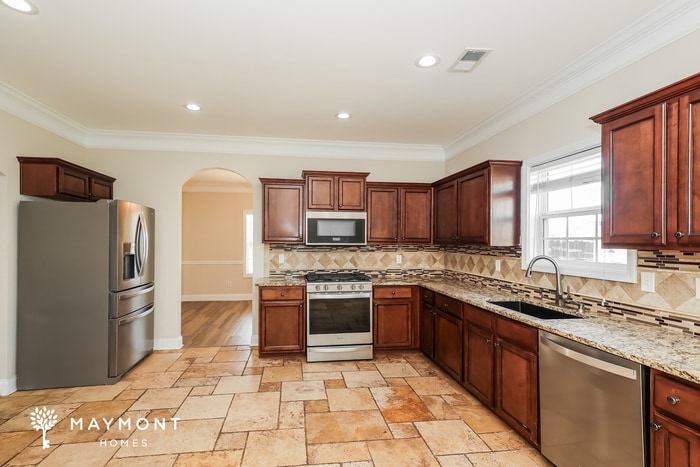 Building Photo - 6013 Locklear Way