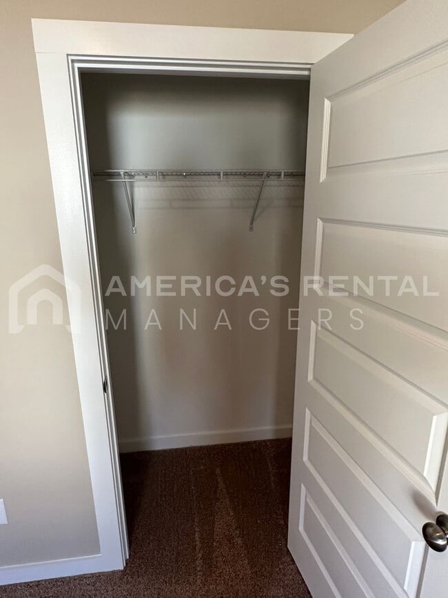 Building Photo - Home for Rent in Bessemer, AL!!! Available to View NOW!