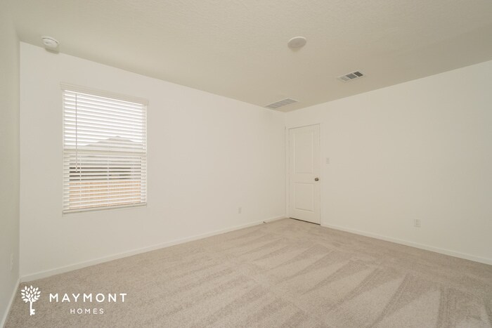 Building Photo - 297 Tahoe Ave