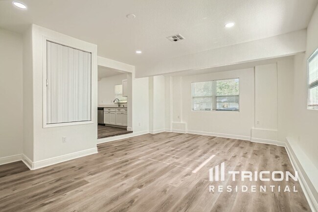 Building Photo - 2625 Nova Dr