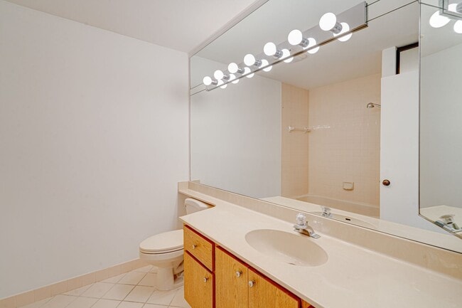 Building Photo - Luxurious 3 Bedroom Oasis with Pool and Beach Access AVAILABLE NOW!