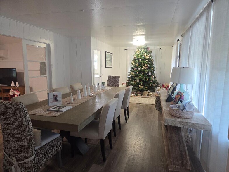 Building Photo - 819 Hind Iuka Dr