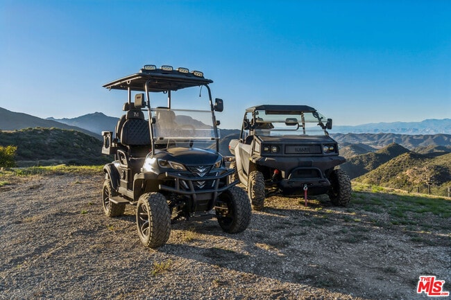 Building Photo - 265 Westlake Blvd