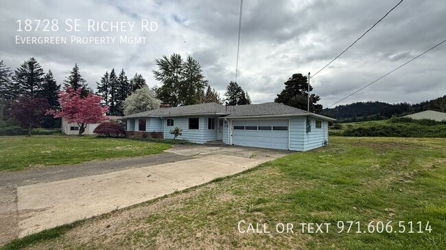 Building Photo - 18728 SE Richey Rd