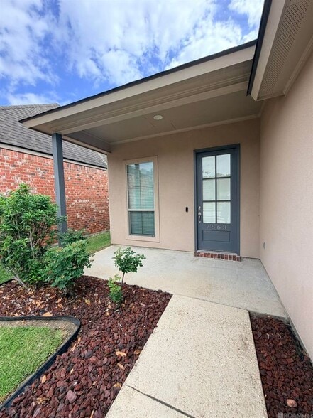 Building Photo - 7863 Seville Ct