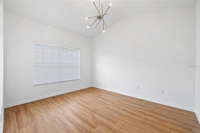 Building Photo - 2532 Grand Central Pkwy