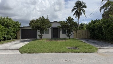 Building Photo - Comfort, Style & Peace of Mind in One Beautiful Home