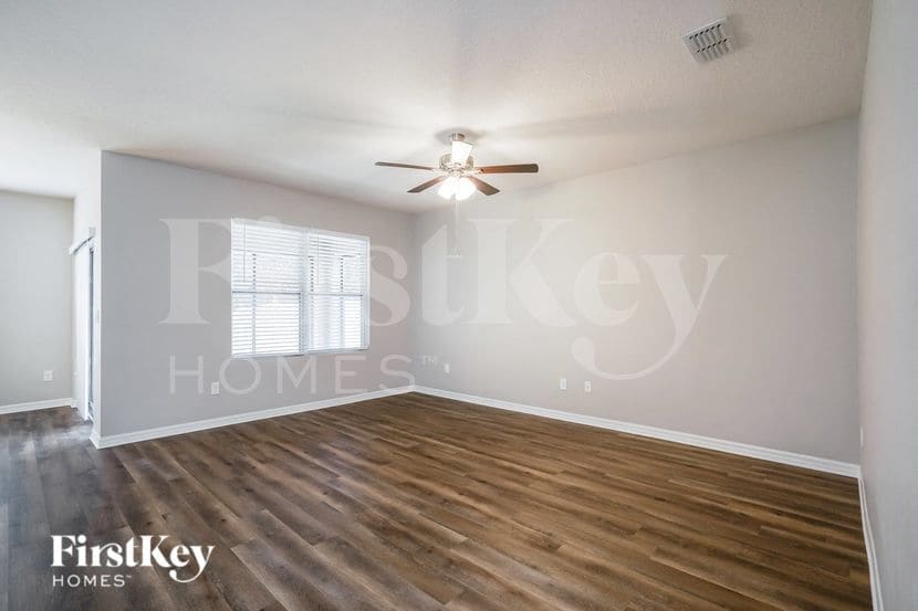 Building Photo - 16736 Citrus Pkwy