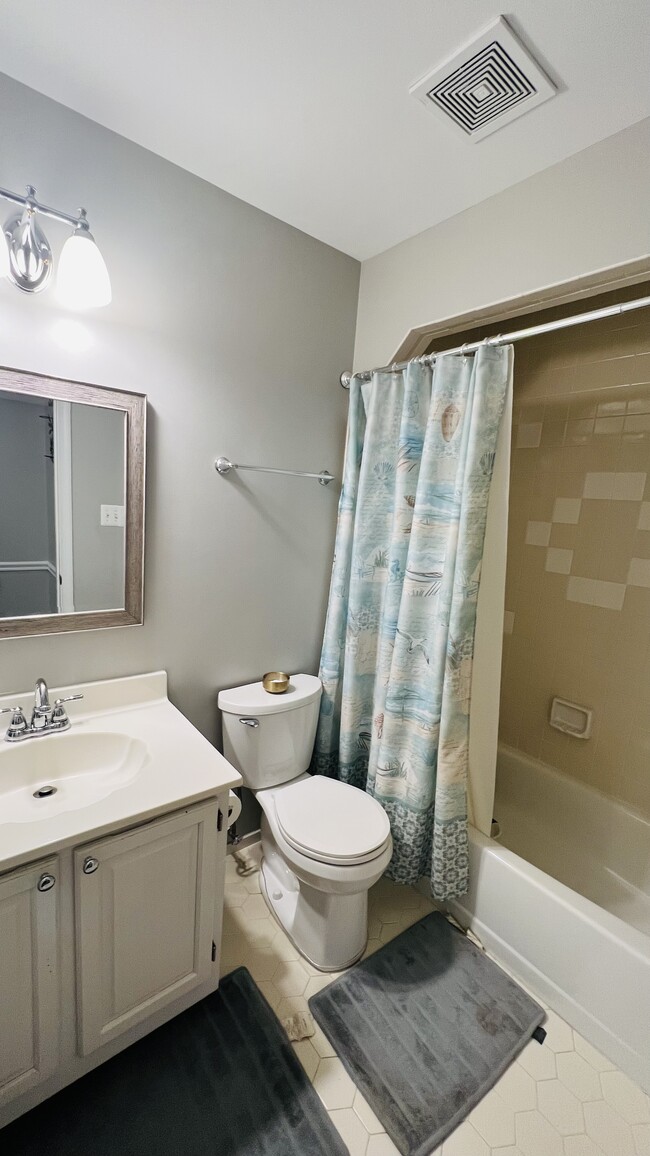 Building Photo - 12480 Sweet Leaf Ter
