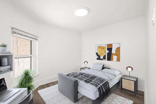 Building Photo - 1919 W Chicago Ave