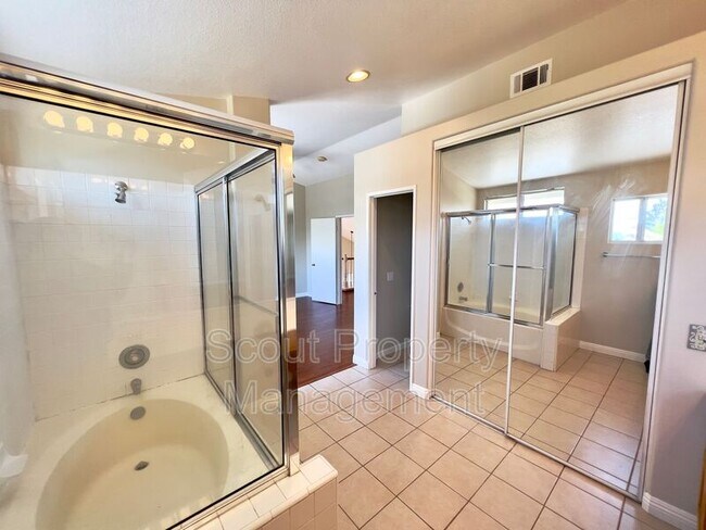 Building Photo - 39511 Bainbridge Cir