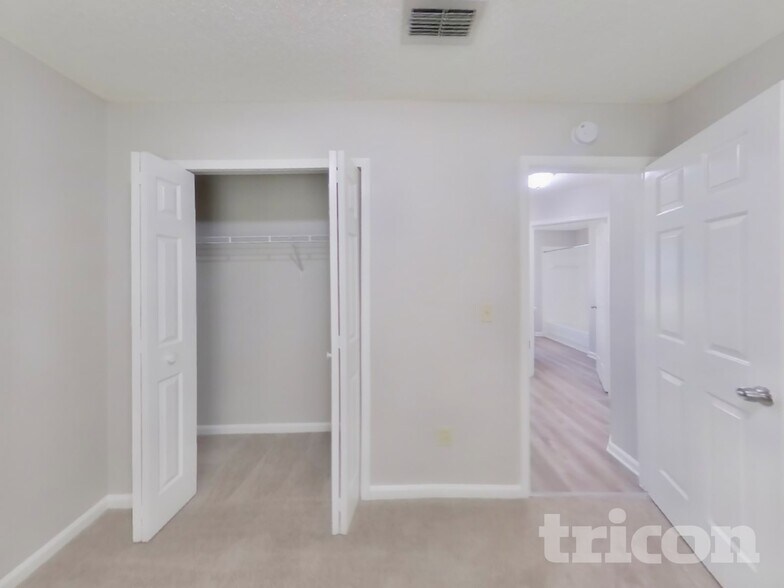 Building Photo - 2024 Farm Way