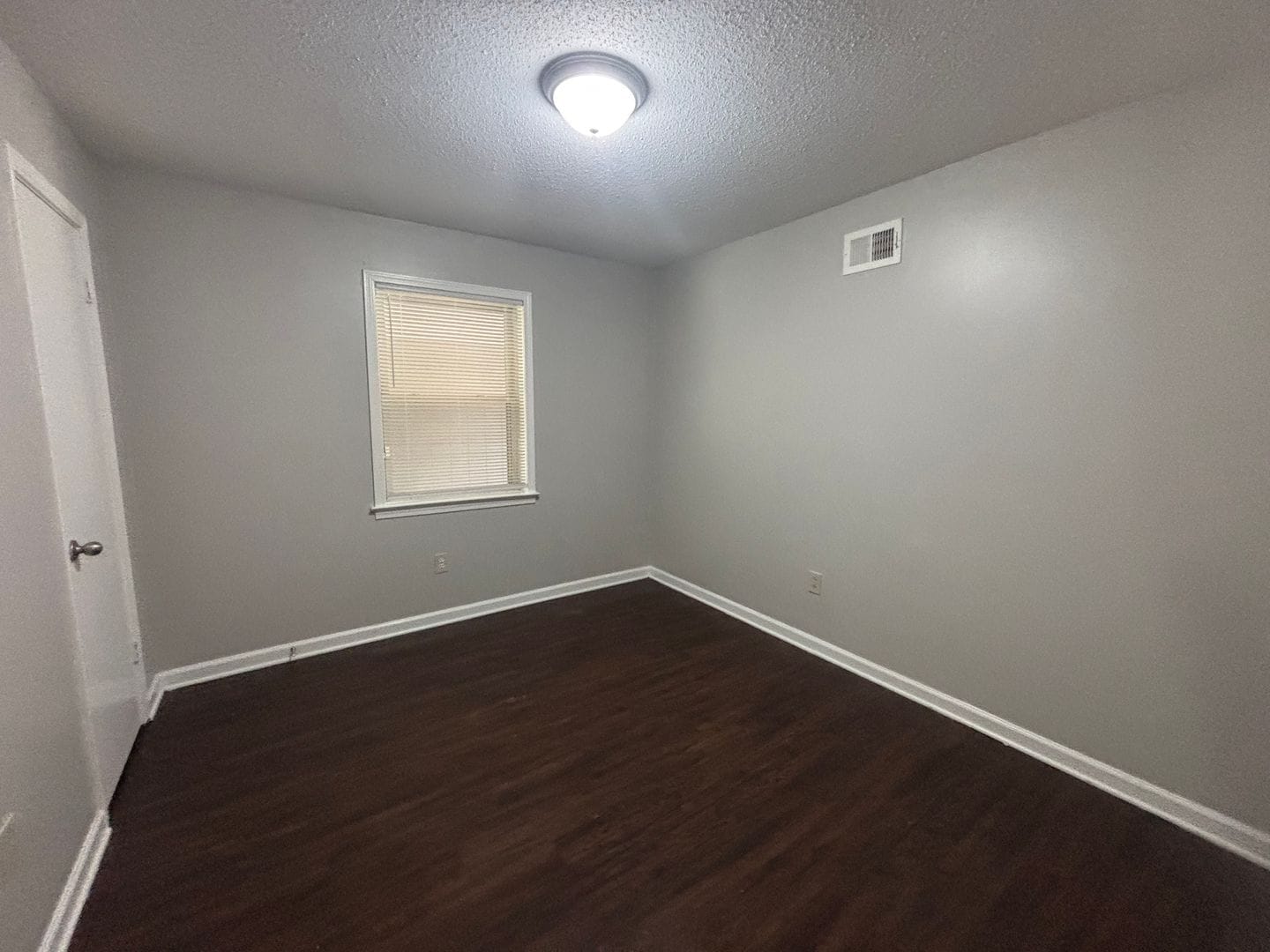 Building Photo - 3132 Rosebay Ln