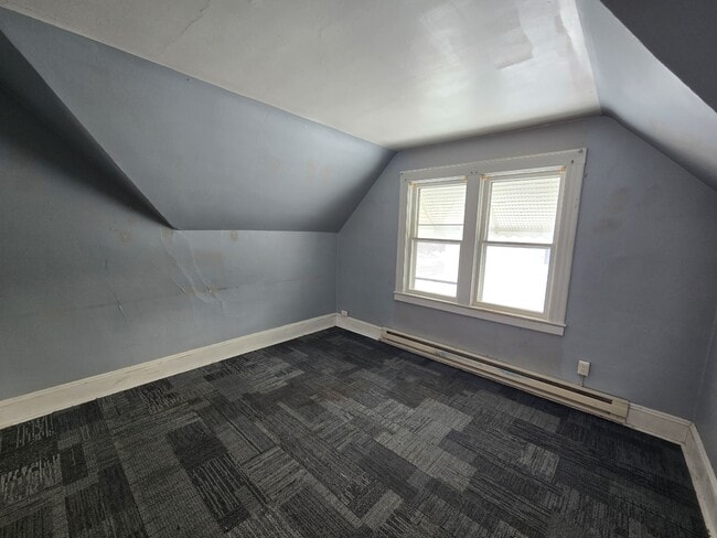 Building Photo - 102 South St