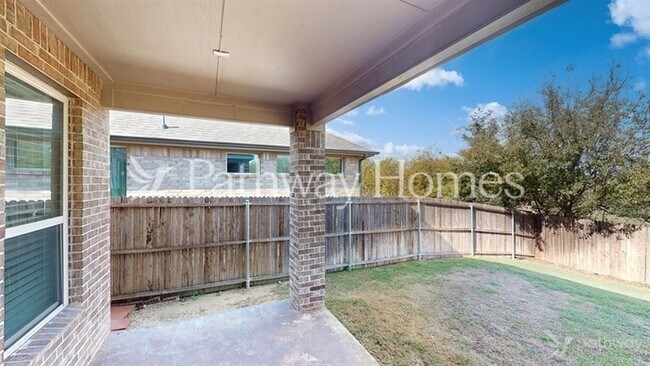 Building Photo - 209 Bentley Dr