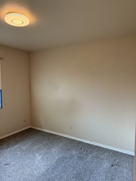 Building Photo - 4860 Kachinas Ave