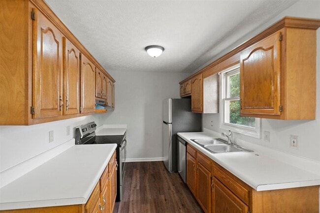 Building Photo - 1204 Derek Dr