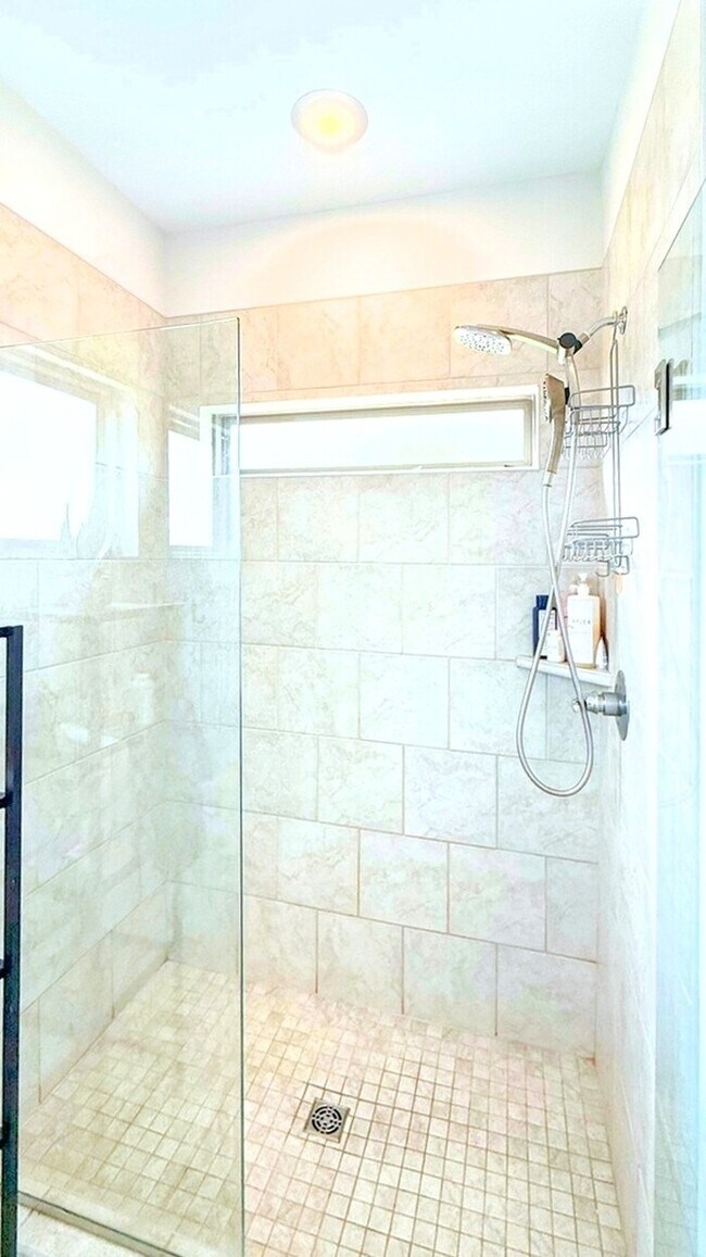 Building Photo - 1074 Watermark Way
